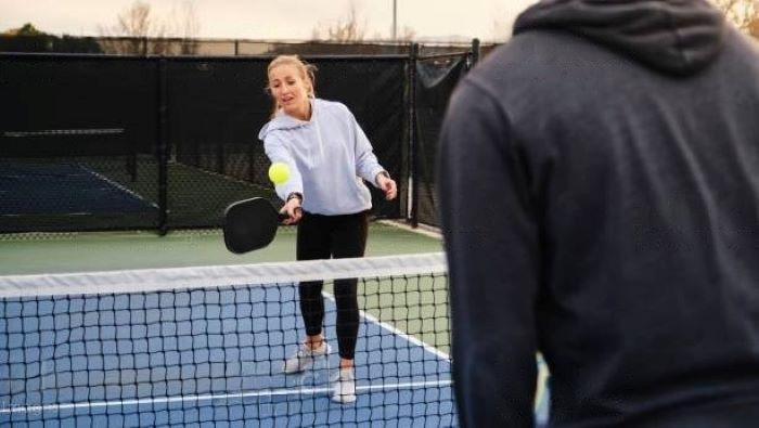 playing pickleball in cold weather