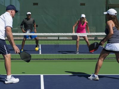 meniscus injury and pickleball factors to consider