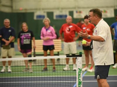 how to become a pickleball referee